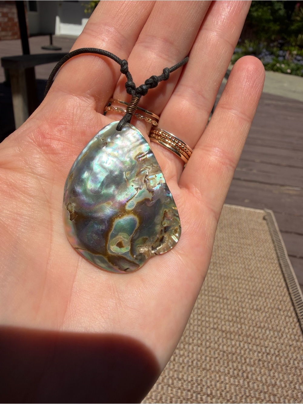 Abalone shell necklace - Picture 3 of 4
